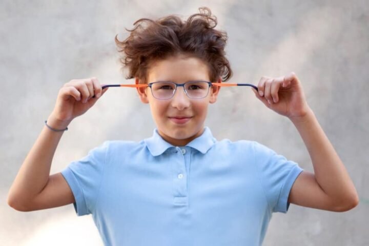 Gafas graduadas para niños, mejora su rendimiento escolar optica Úbeda federopticos trinidad